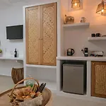 Ruby Of Naxos Apartment