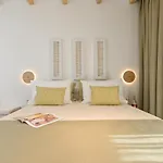 Ruby Of Naxos Apartment