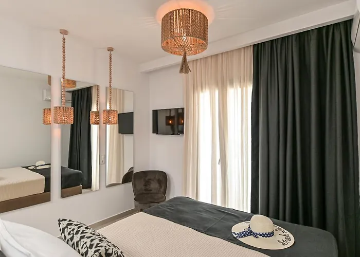 Ruby Of Naxos Apartment