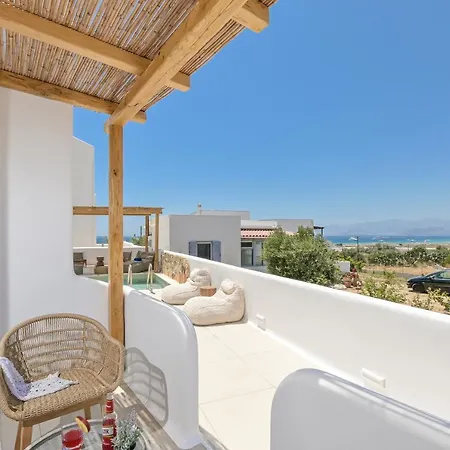 Ruby Of Naxos * Agios Prokopios (Naxos)