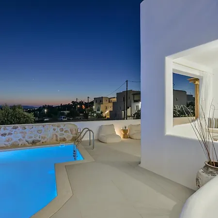 Ruby Of Naxos * Agios Prokopios (Naxos)