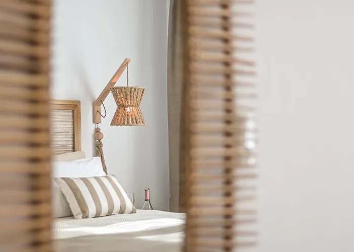 Ruby Of Naxos * Агиос-Прокопиос